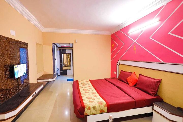 Room 3 of 19