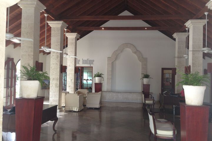 Hotel 2 of 34