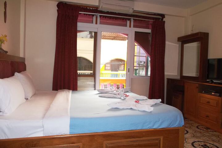 Room 18 of 67