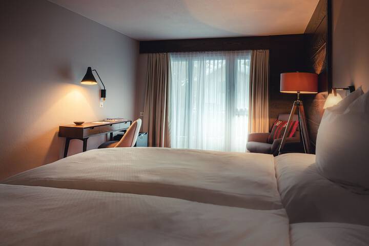 Room 25 of 90