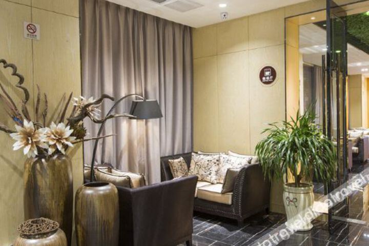 Hotel Interior 14 of 23