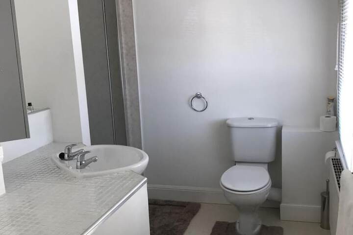 Room 12 of 19