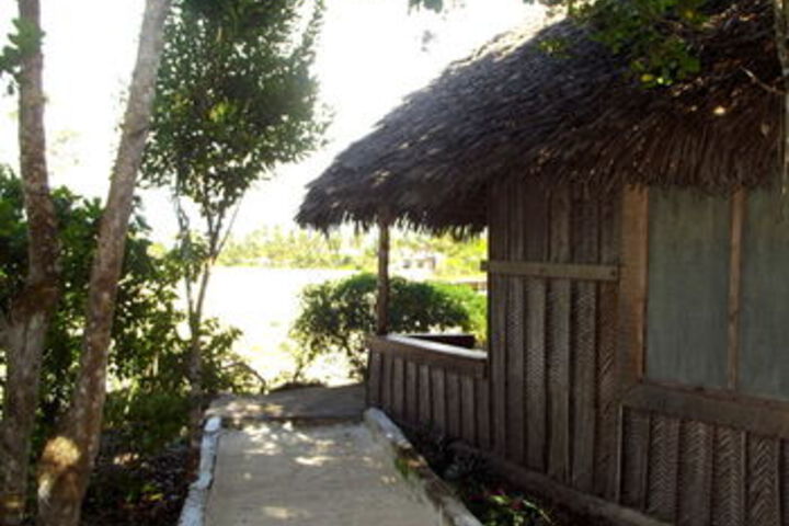 Hotel Exterior 30 of 63