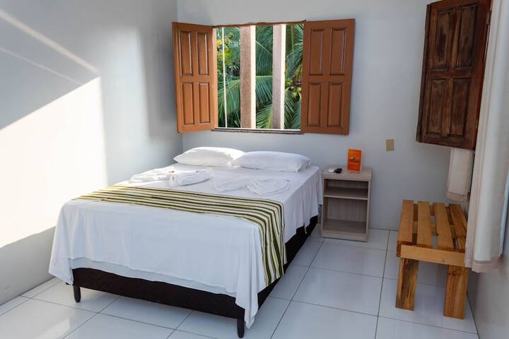 Room 5 of 89