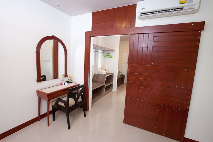 Room 7 of 59