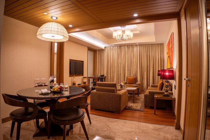 Room 28 of 116