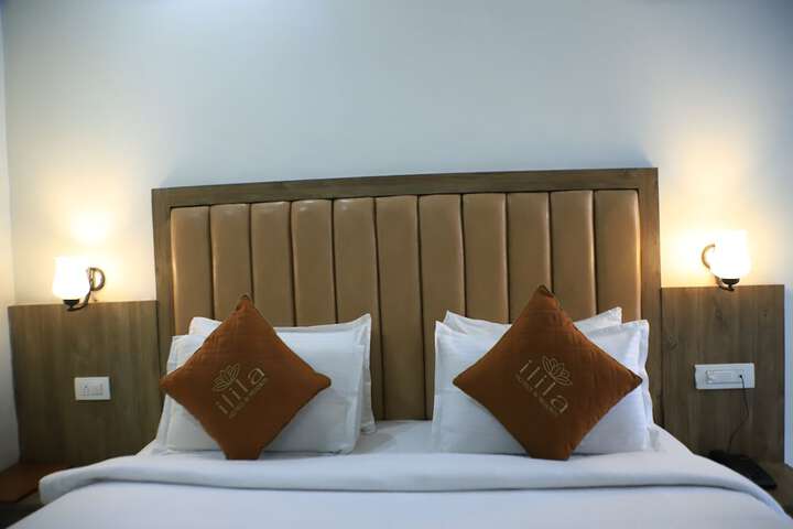 Room 33 of 178
