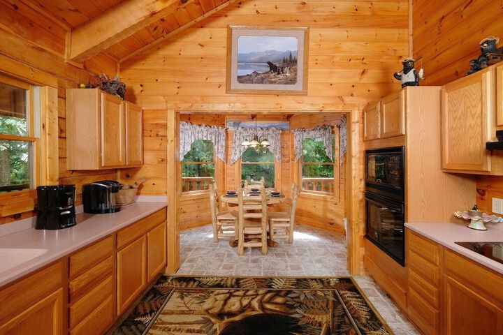 PAUL'S PARADISE - 2 BR CABIN 4