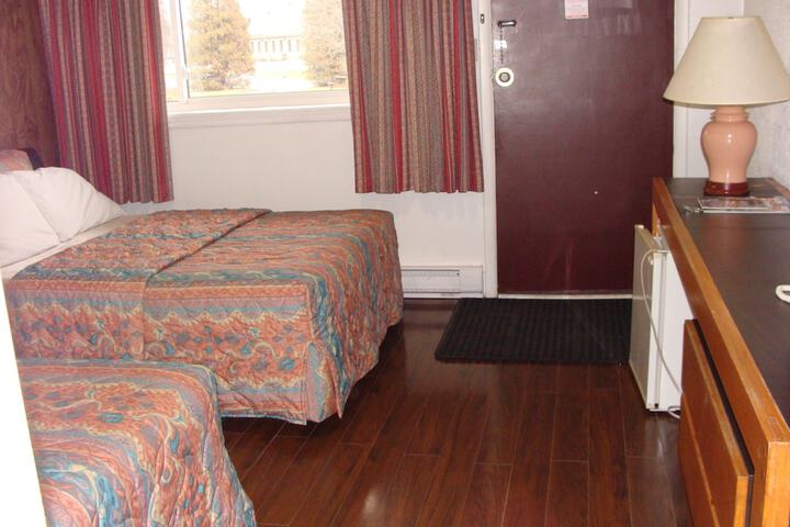 Room 2 of 45
