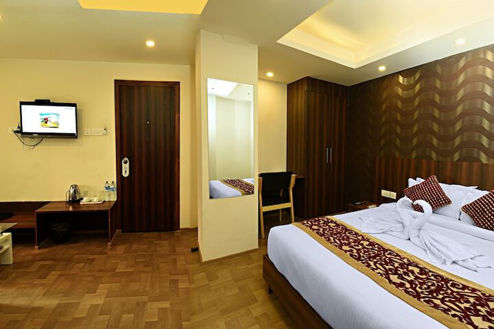 Room 9 of 40