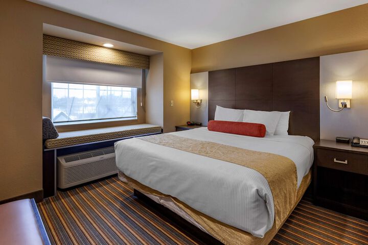 Room 21 of 53