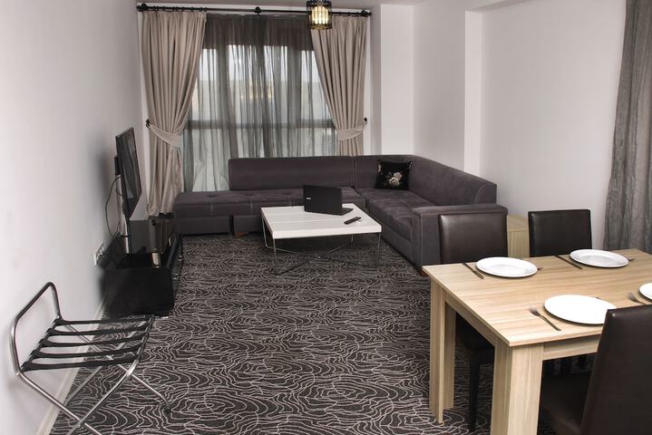 Room 2 of 88