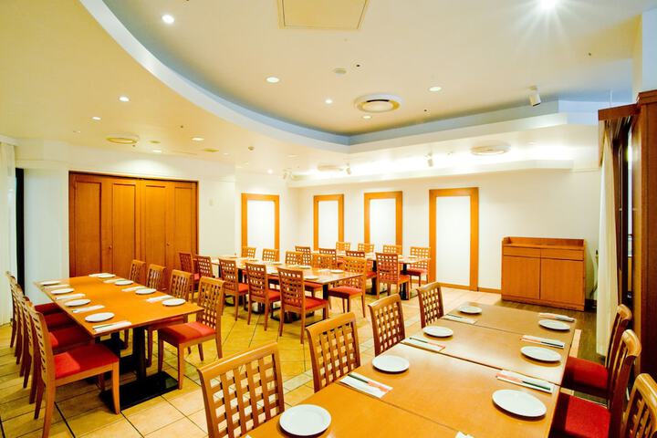 Dining Photos