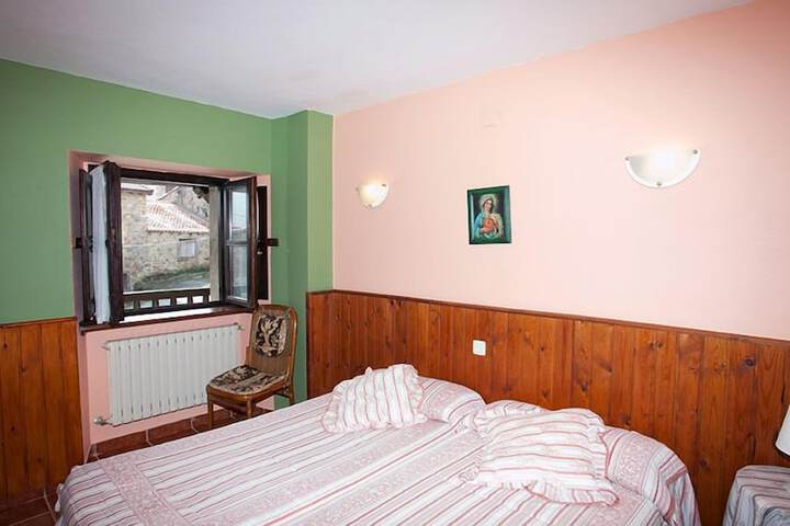 Room 6 of 23