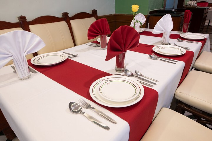 Dining Photos