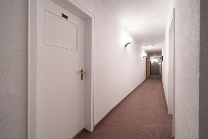 Ballroom/Hall 33 of 39