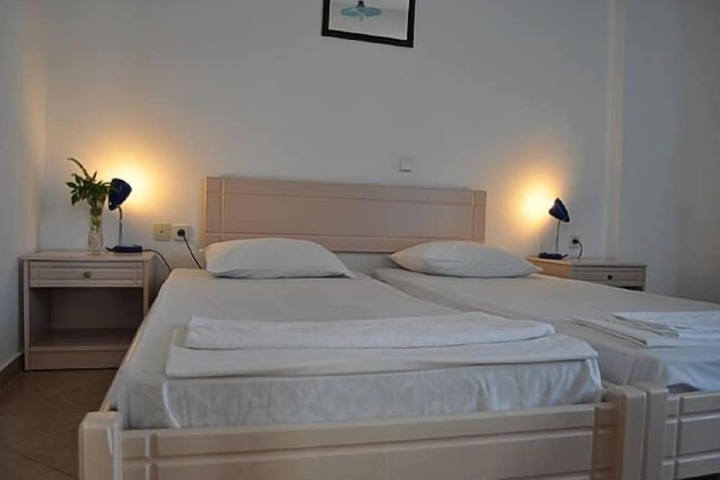 Room 5 of 19