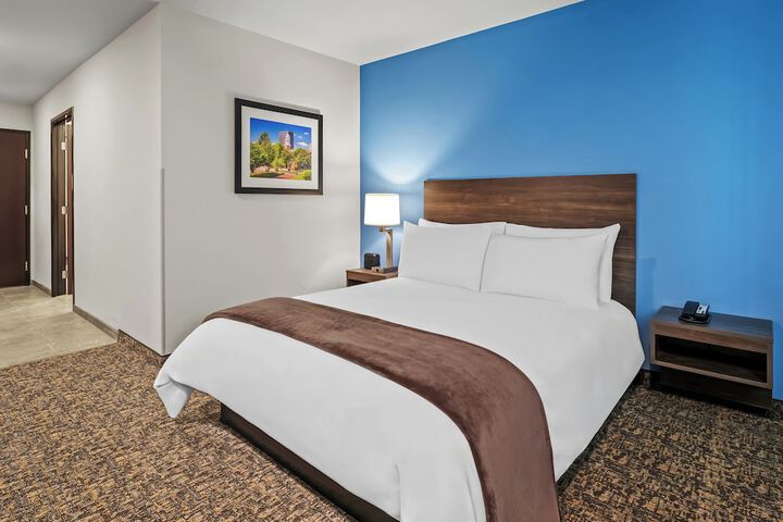 Room 14 of 27