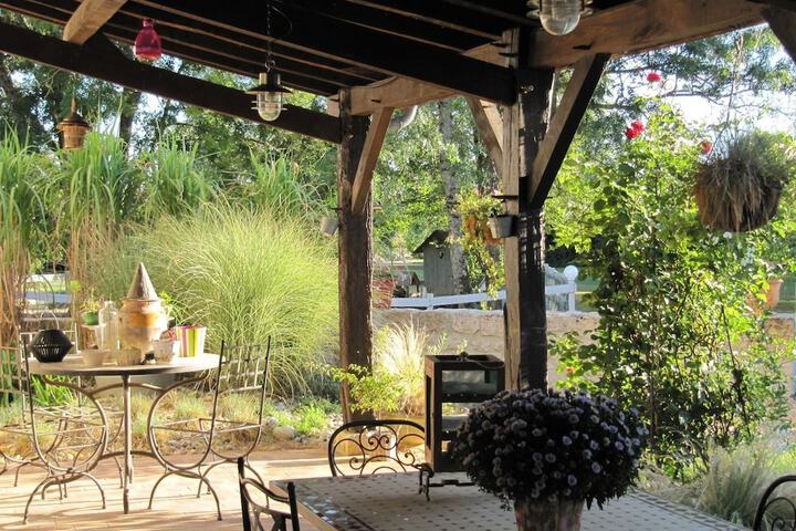 Terrace/Patio 17 of 25