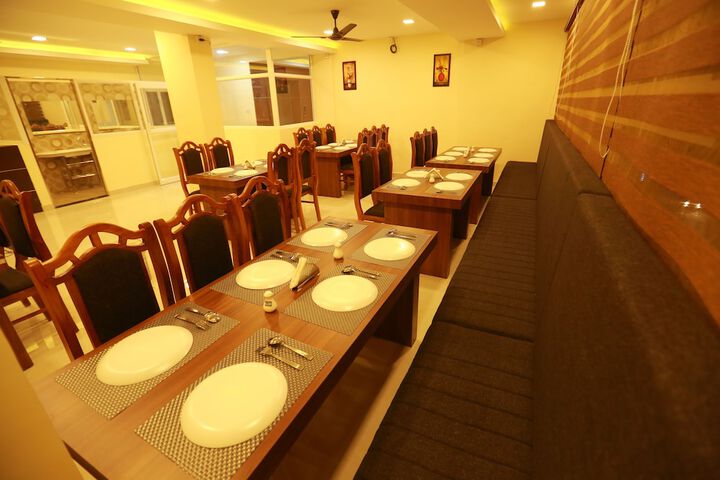 Dining Photos