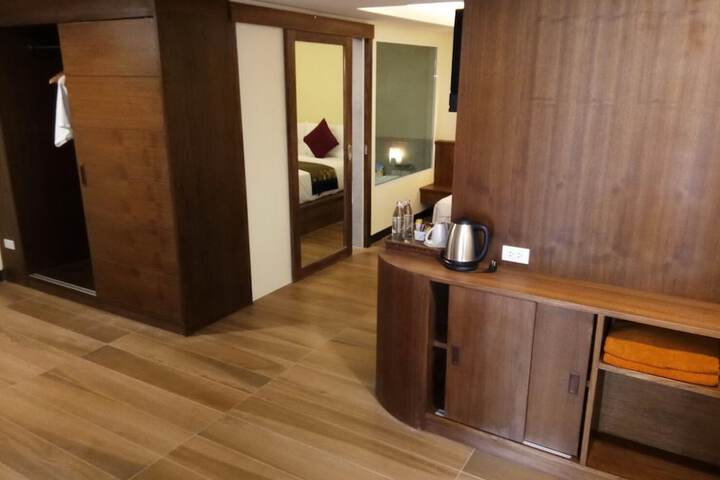 Room 6 of 62