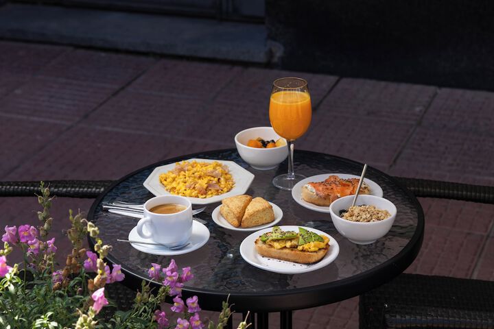 Breakfast meal