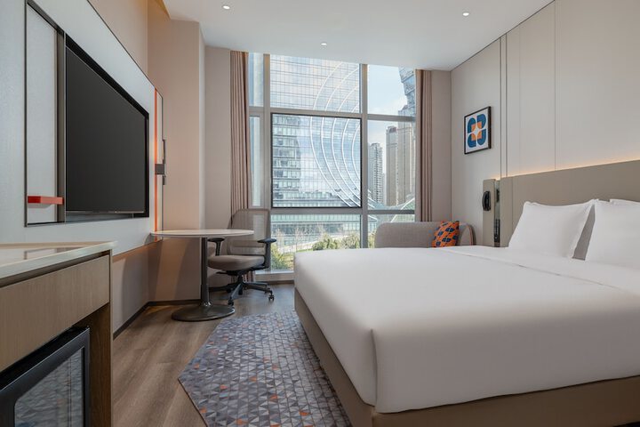 Room 50 of 79