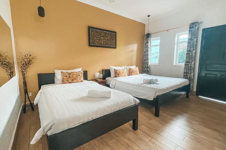 Room 25 of 62