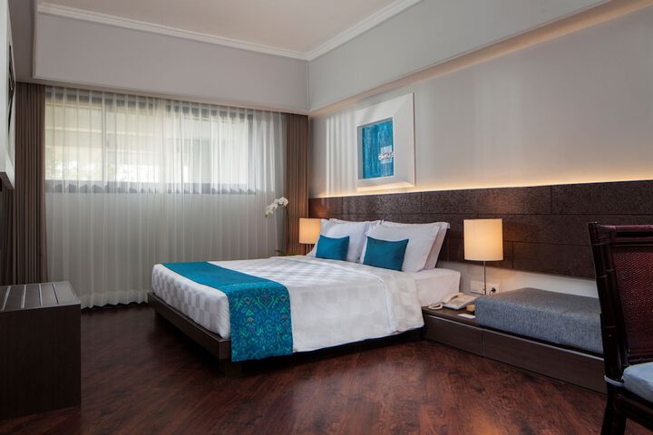 Room 8 of 92