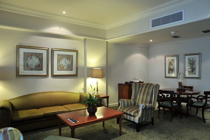 Room 43 of 93