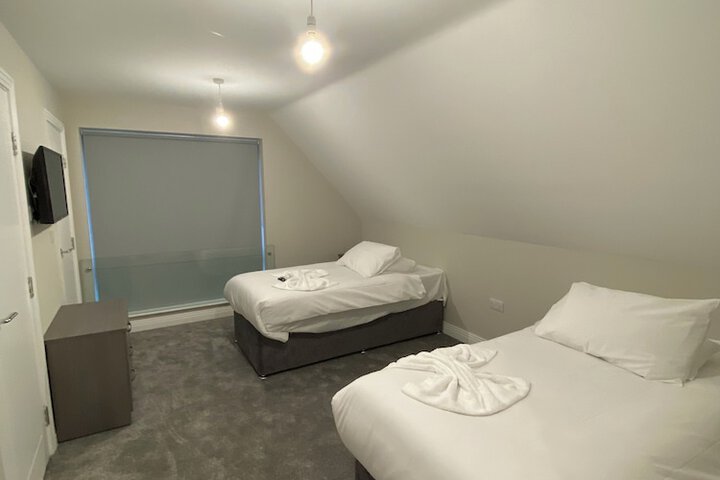Room 11 of 29