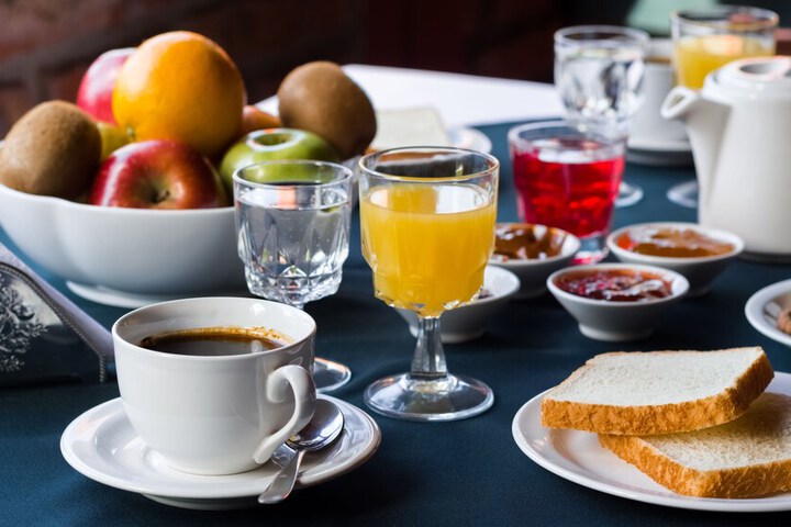 Breakfast/Coffee Service 8 of 10