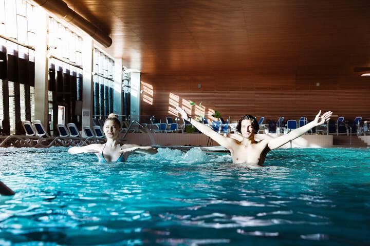 Pool 48 of 165