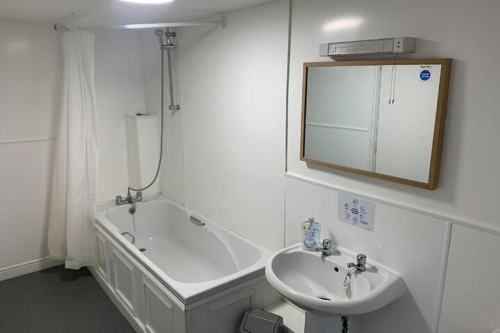 Room 10 of 19