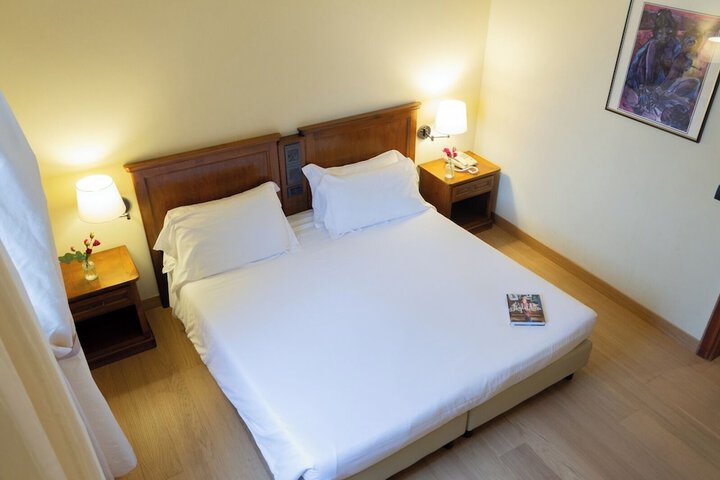 Room 14 of 51