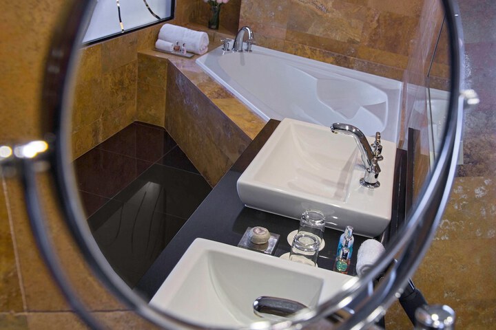 Clean Restrooms