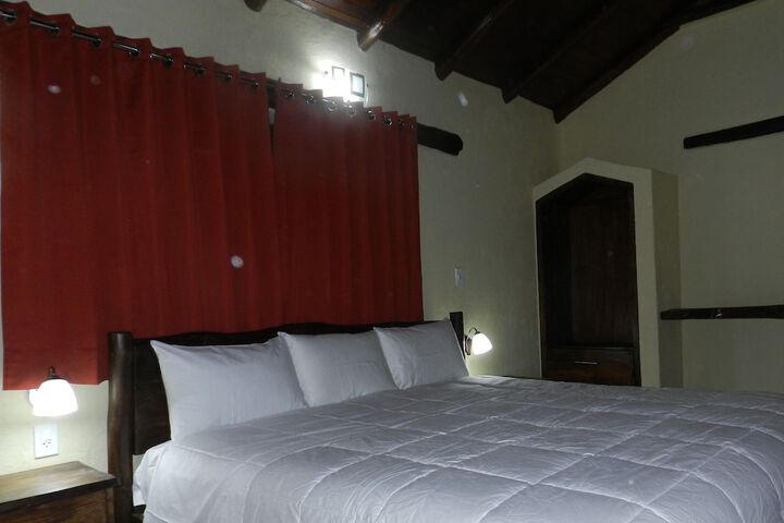 Room 11 of 21