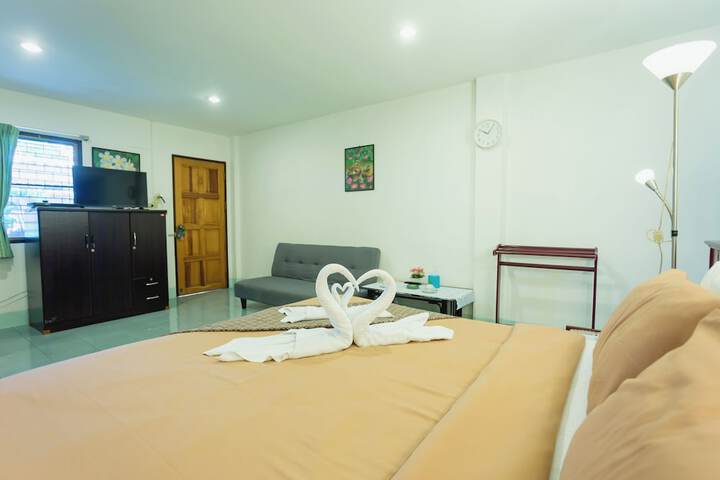Room 79 of 208