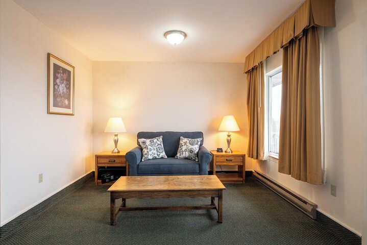 Room 48 of 114