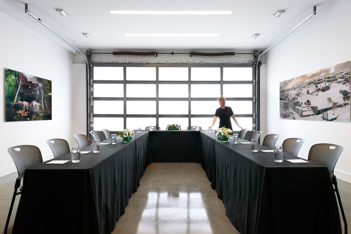 Meeting facility