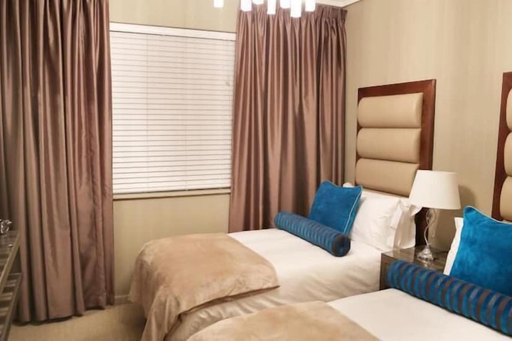 Room 11 of 55