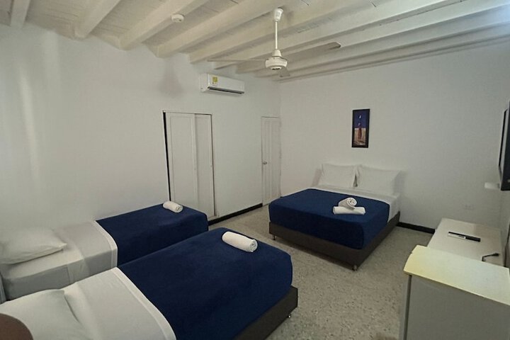 Room 22 of 27