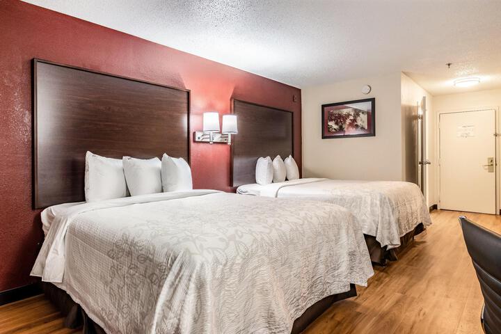 Superior 2 Queen Beds (6 of 7)