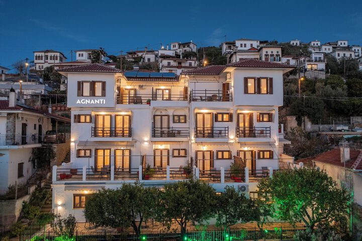 Agnanti Hotel & Apartments