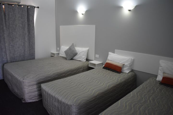 Room 2 of 24