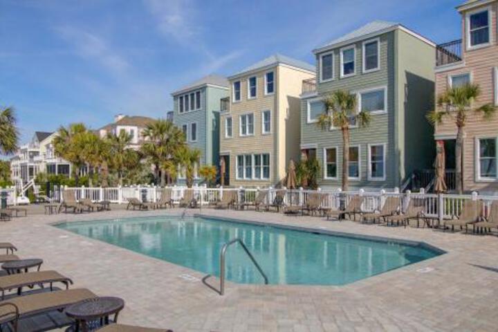 107 Grand Pavilion in Isle Of Palms, SC