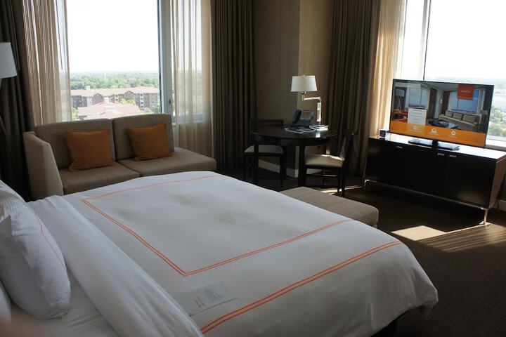 Room 14 of 48