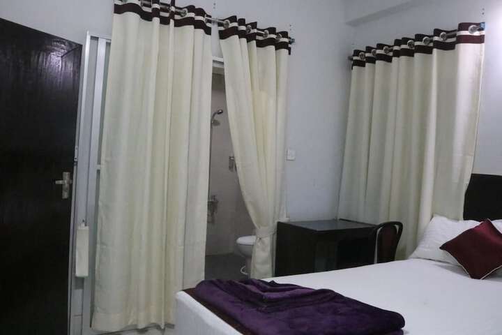 Room 5 of 38