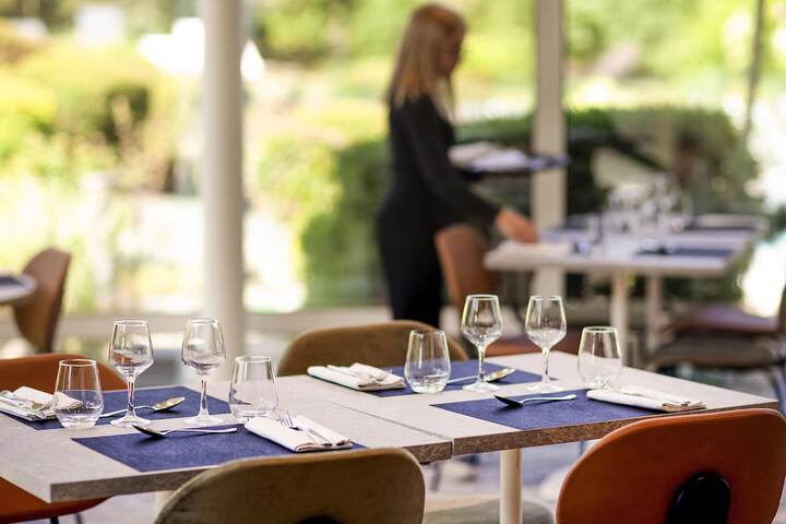 Dining 89 of 129