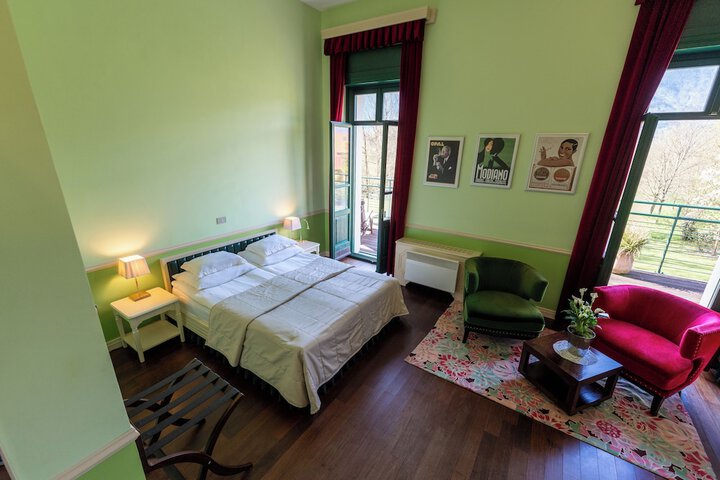 Room 21 of 80